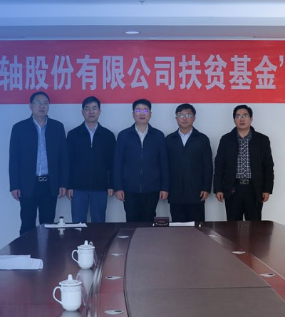 �������ʹ���-׷�󿵽�,����һ������