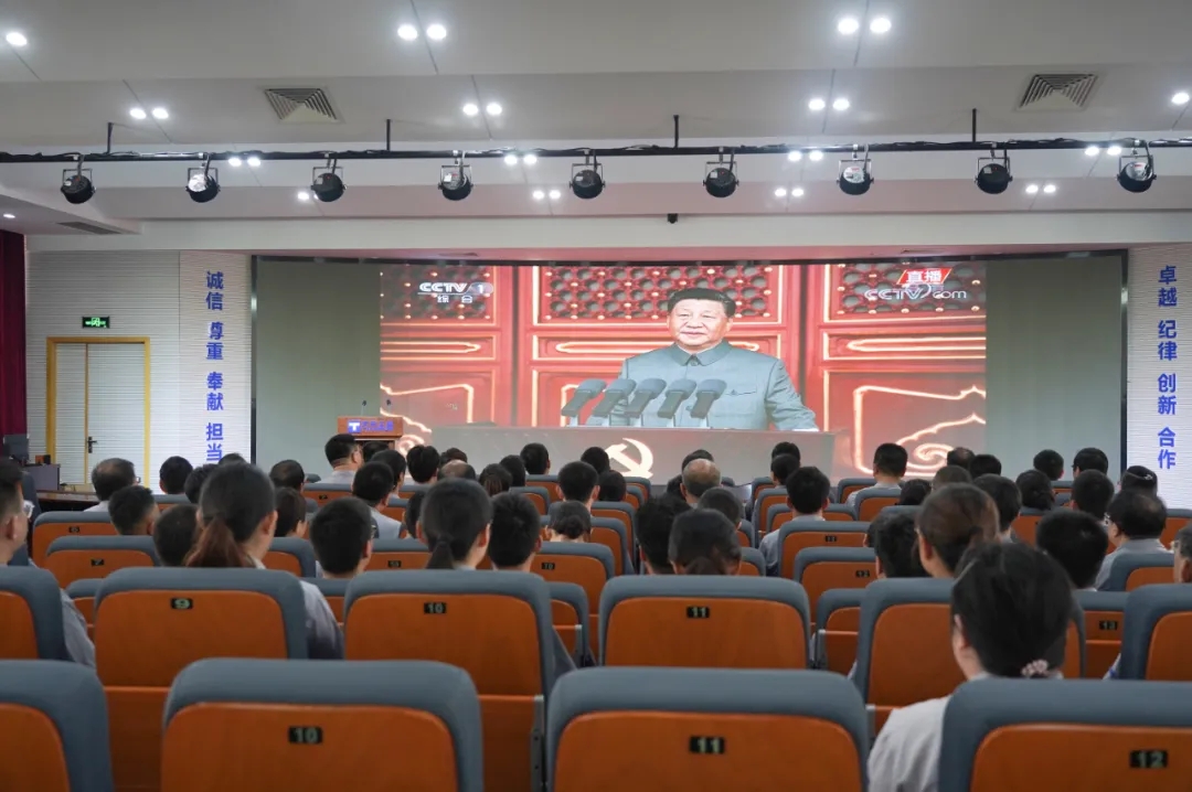 �������ʹ���-׷�󿵽�,����һ������