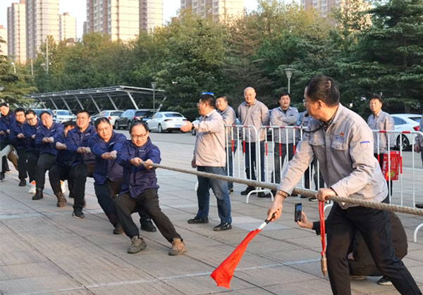 �������ʹ���-׷�󿵽�,����һ������